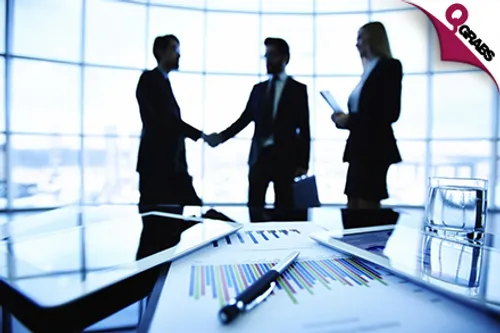 For QR39 Turn People Into Buyers with an Essential Selling Skills Online Course! (QR360 Value)